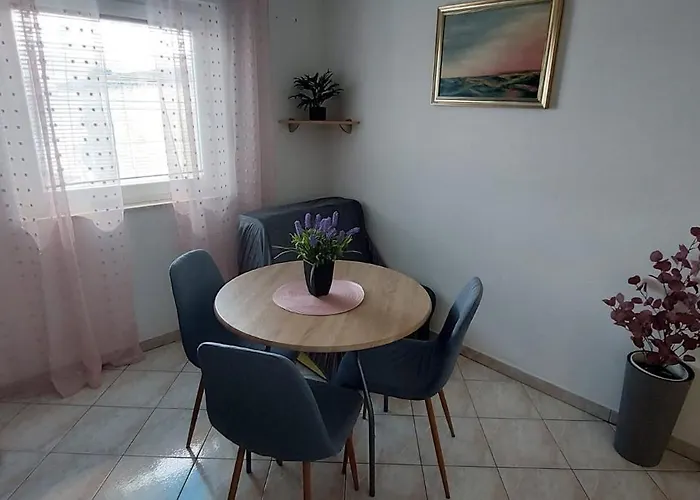 Apartments Mestral