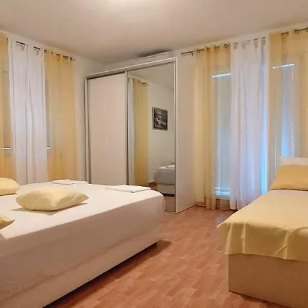 Apartments Mestral Baska Voda Exterior photo
