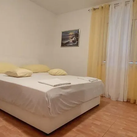 Apartments Mestral Baska Voda Exterior photo