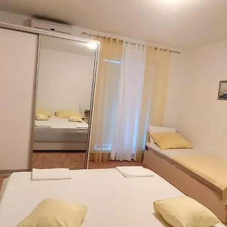 Apartments Mestral Baska Voda Exterior photo